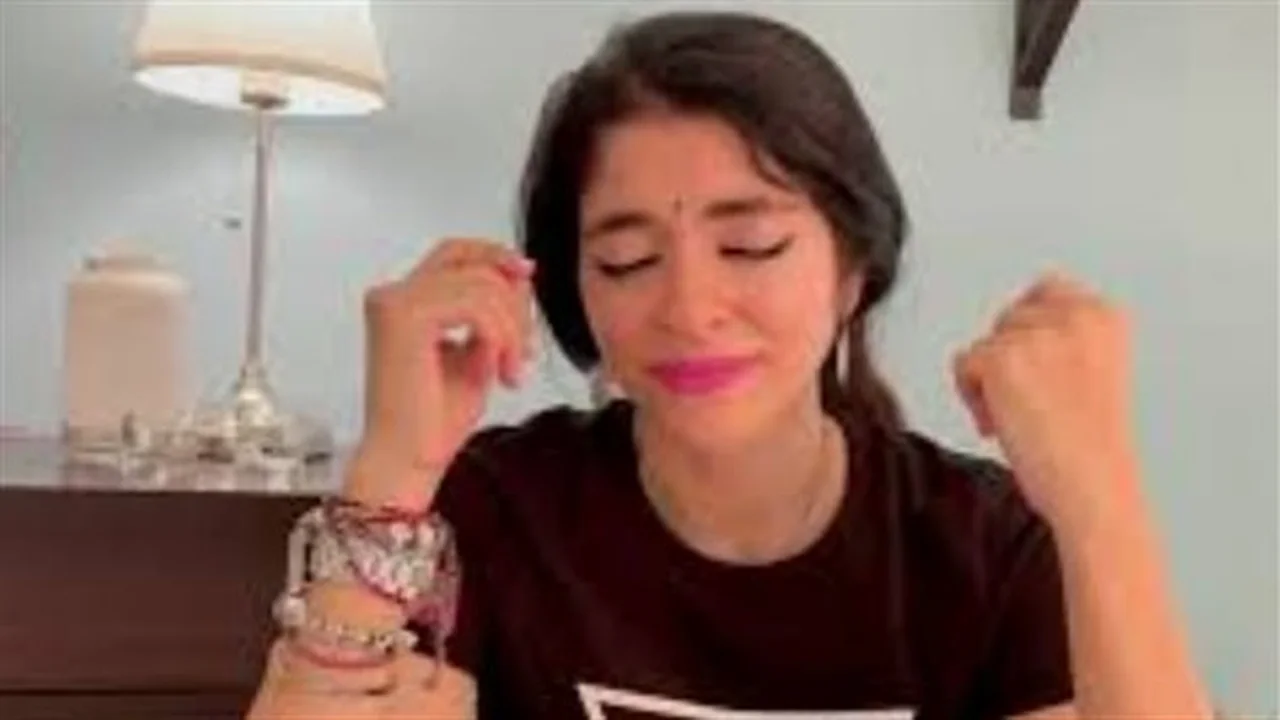 دفاع عن الإرث.. رنا أبو السعود ترد على انتقادات أغنية هوم تيكا تيكا